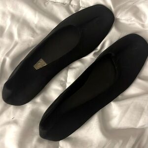 Black flats